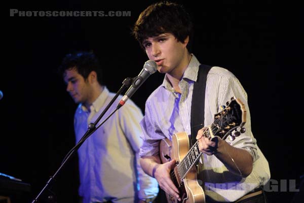 VAMPIRE WEEKEND - 2007-10-27 - PARIS - La Maroquinerie - 